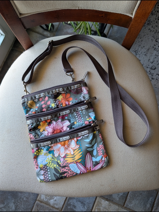 Lesportsac Handbags - Lesportsac Taupe Floral Triple-Zip Crossbody with Brown Strap